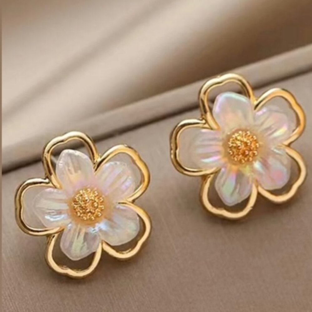 Flower Design Stud Earrings for women
